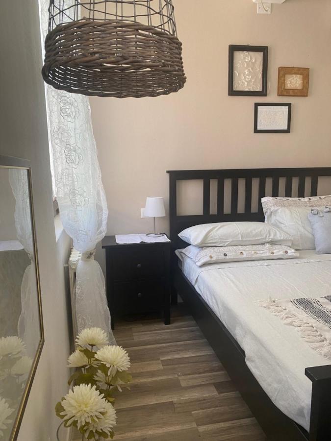 Maison Rebecca Карпи Екстериор снимка